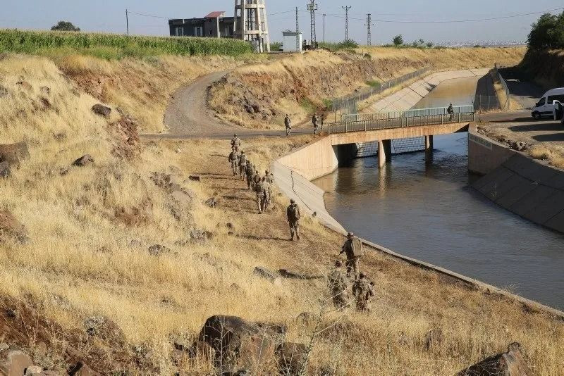 Aracındaki DNA eşleşmişti: Kayıp Narin'in amcası adliyeye sevk edildi! - Sayfa 8