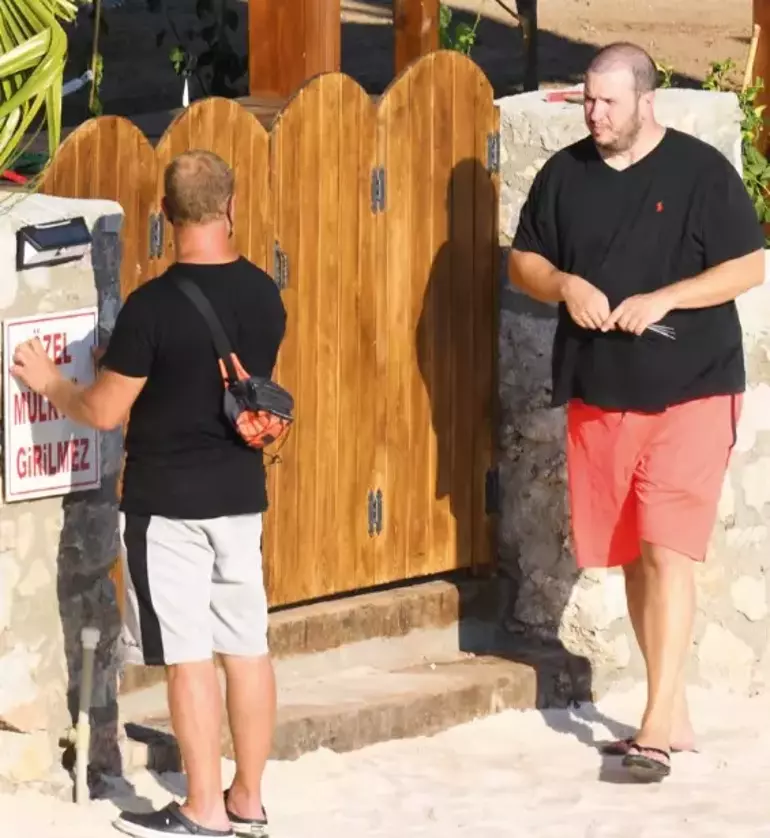 Bakanlıktan belediyeye “Şahan Gökbakar” ültimatomu! "Yıkın yoksa biz yıkarız!" - Sayfa 4