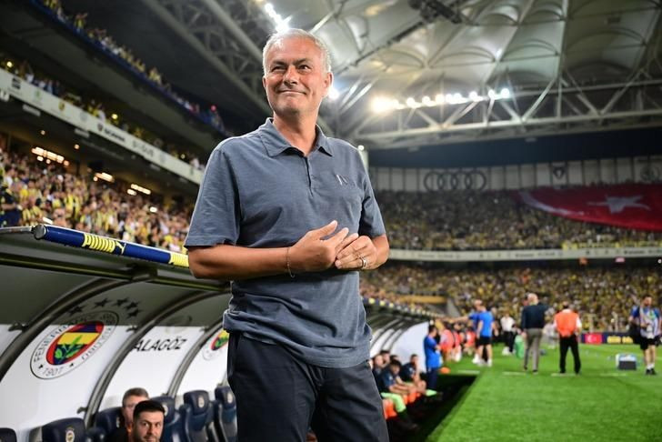 Fenerbahçe'de Jose Mourinho, Galatasaray'ı hedef aldı! Ortalığı karıştıracak sözler! - Sayfa 3