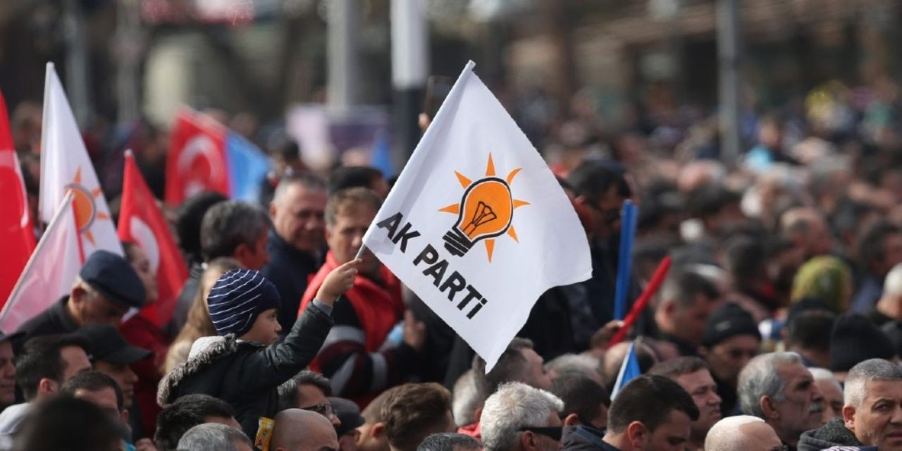 Toplumun yüzde 43'ü sosyal medya yasaklansın istiyor! En çok hangi partinin seçmeni 'evet' diyor? - Sayfa 3