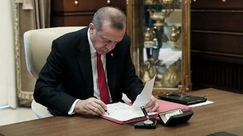 Erdoğan imzaladı; 16 ilin valisi değişti! Karar Resmî Gazete’de yayımlandı