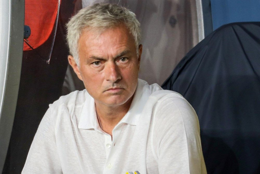 Dünya Jose Mourinho'nun bu hareketini konuşuyor! 'İtiraz etmenin benzersiz yolu' - Sayfa 11