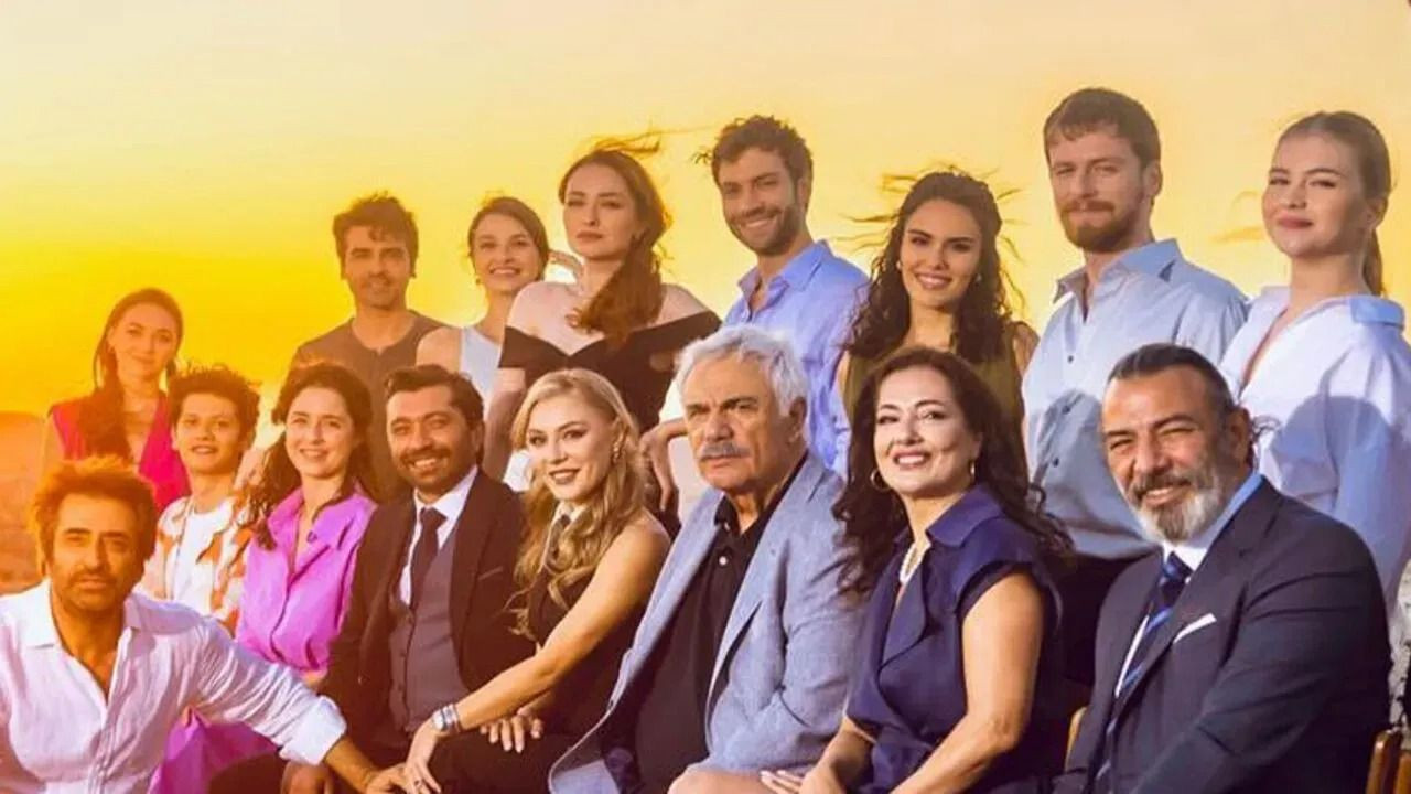 Dizi setinde korkunç olay! Oyuncularla vedalaşıp köprüden atladı - Sayfa 9