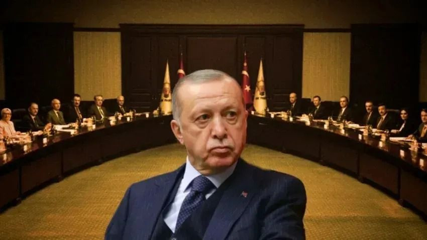 Erdoğan sinyali vermişti: İşte kabineden gönderilmesi beklenen isimler… Listenin başında 2 isim var - Sayfa 1