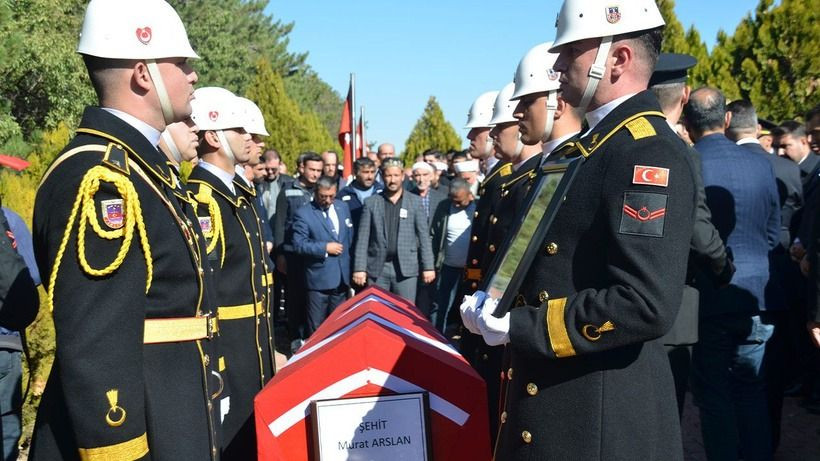 TUSAŞ şehitleri son yolculuğuna uğurlandı - Sayfa 3