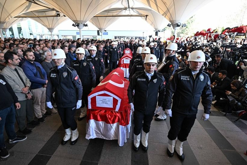 TUSAŞ şehitleri son yolculuğuna uğurlandı - Sayfa 4