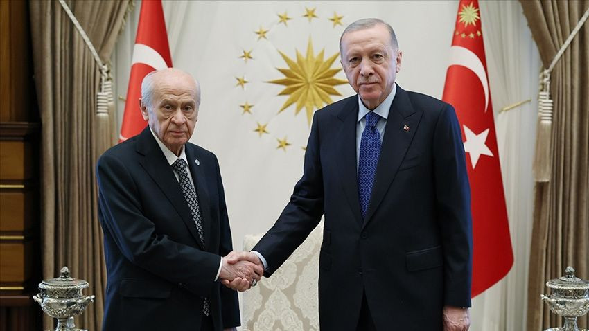 Bahçeli'nin yüzüğü ve rozetindeki mesaj... - Sayfa 4