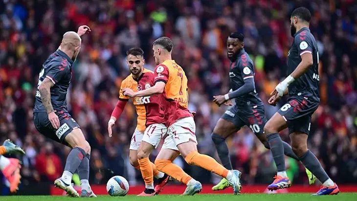 Galatasaray-Samsunspor maçında penaltı tartışması! Yorumcular ayağa kalktı - Sayfa 15