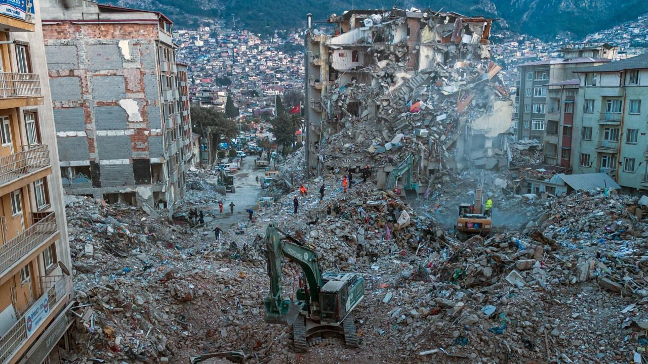 Karadeniz için korkutan açıklama: Deprem tehlikesi bilinenden daha yüksek dedi, çağrı yaptı - Sayfa 6