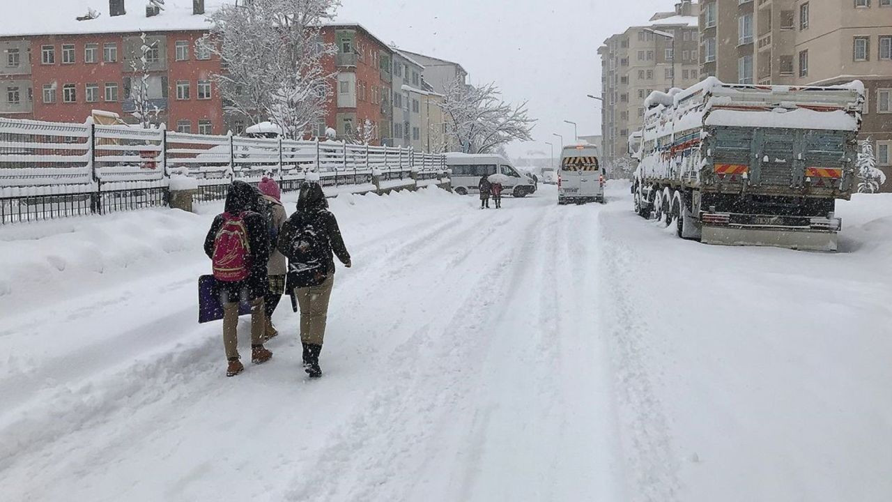 Valiliklerden peş peşe kar tatili açıklaması: Çok sayıda il ve ilçede eğitime 1 günlük ara verildi! - Sayfa 15