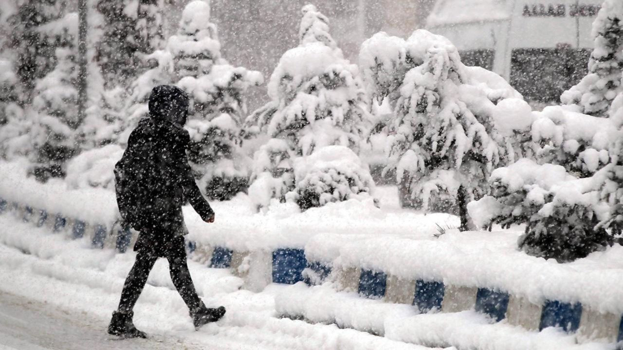 Valiliklerden peş peşe kar tatili açıklaması: Çok sayıda il ve ilçede eğitime 1 günlük ara verildi! - Sayfa 25