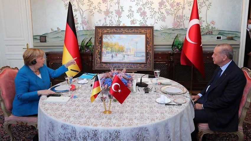 Merkel'in kitabından, Erdoğan ile ilgili dikkat çeken satırlar: "Bana çok nazik davrandı ve..." - Sayfa 10