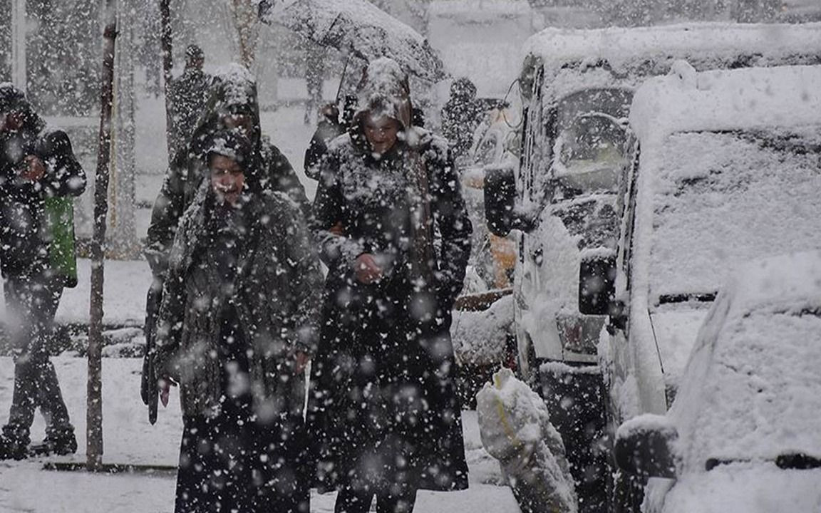 Sağanak, kar, lodos... Meteoroloji sarı ve turuncu kodla uyardı, günlerce sürecek - Sayfa 10