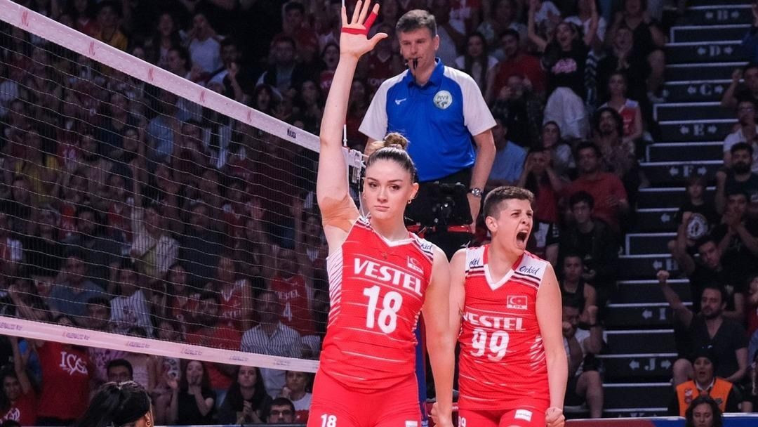 Zehra Güneş ve Ebrar Karakurt en zengin voleybolcular listesinde! İşte servetleri... - Sayfa 3