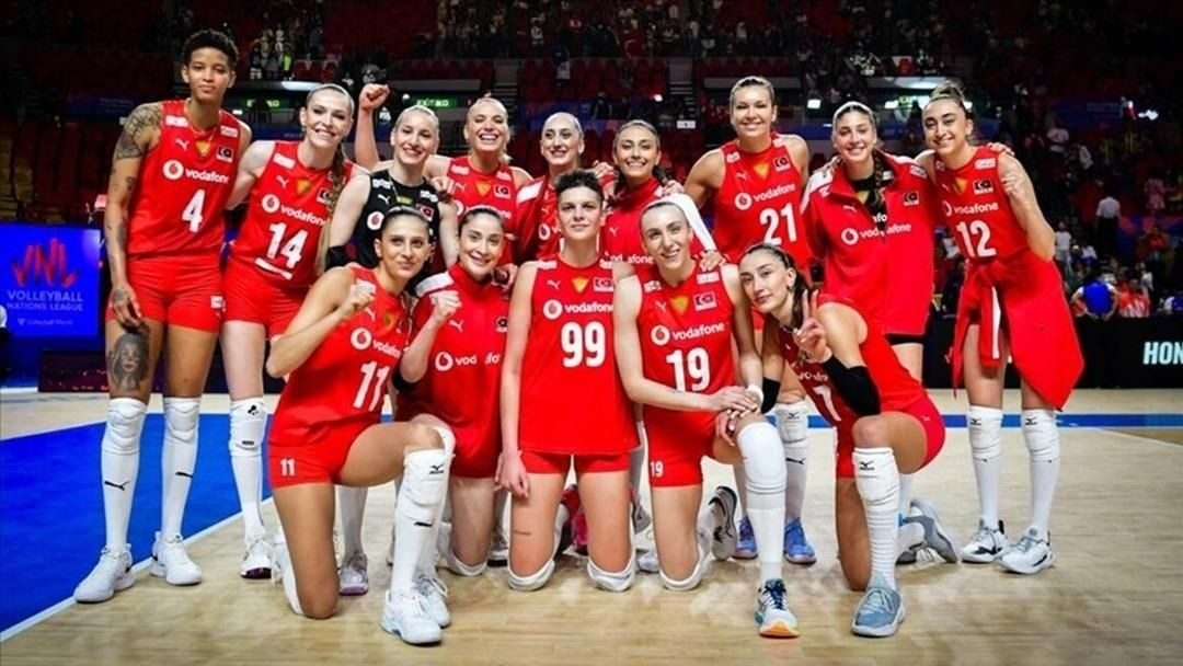 Zehra Güneş ve Ebrar Karakurt en zengin voleybolcular listesinde! İşte servetleri... - Sayfa 2