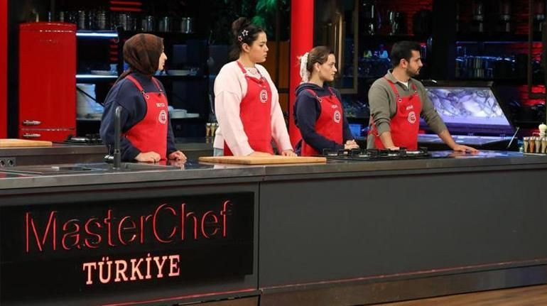 Masterchef'te eleme adayı belli oldu! Kaptanlar takımlarda neden değişiklik yaptı? - Sayfa 4