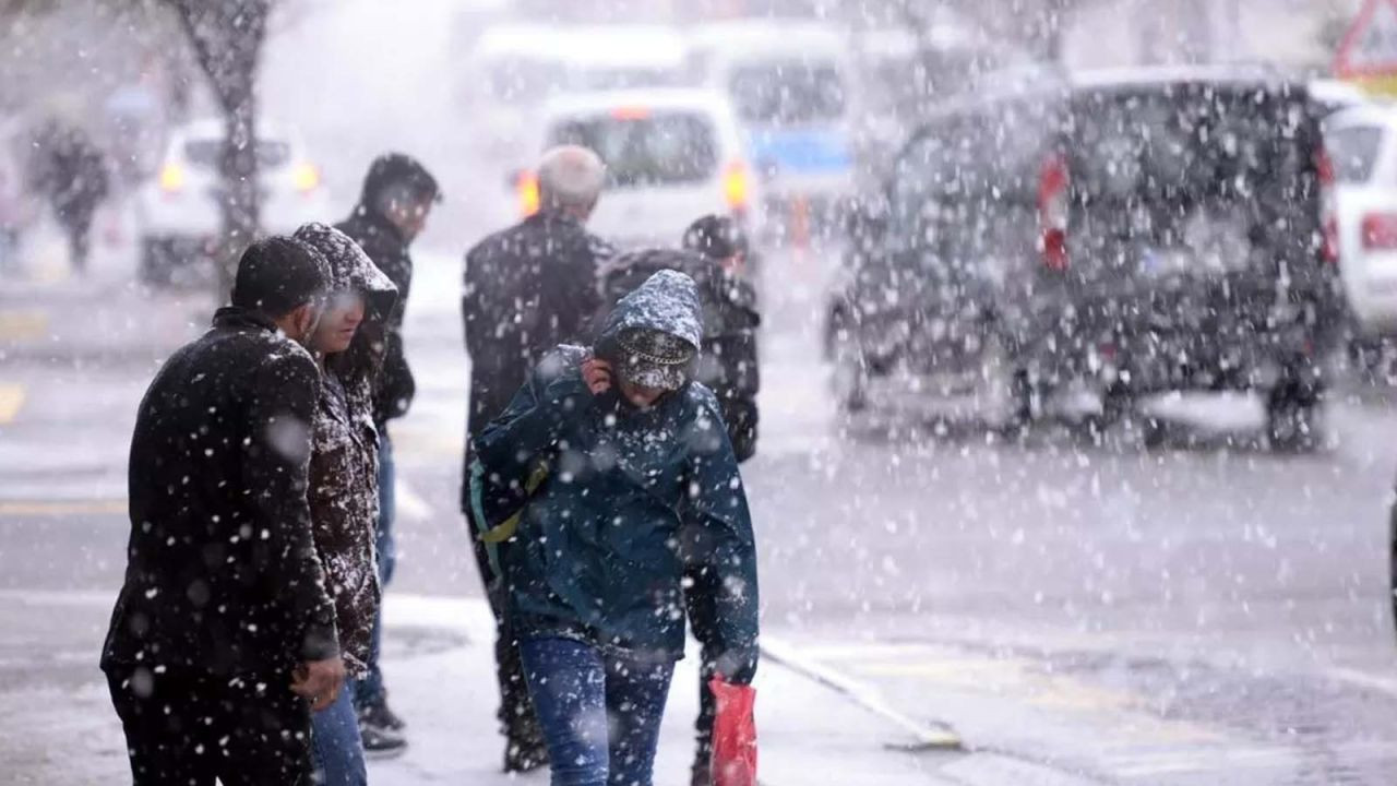 Meteoroloji'den İstanbul dahil birçok ile alarm! Daha sert ve hepsi birden geliyor... - Sayfa 1