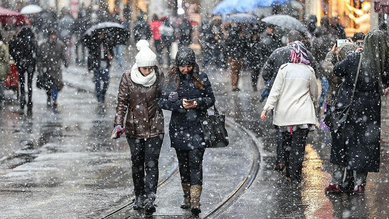 Meteoroloji'den birçok kentte kar yağışı ve fırtına uyarısı! Saat verildi, kuvvetle geliyor - Sayfa 4