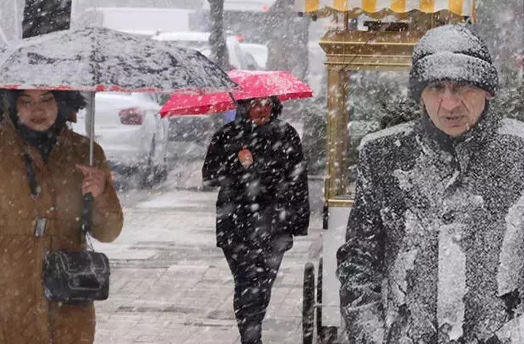 İstanbul'a kar yeniden geliyor! Birçok ili esir alacak, bu kez çok kuvvetli... - Sayfa 2