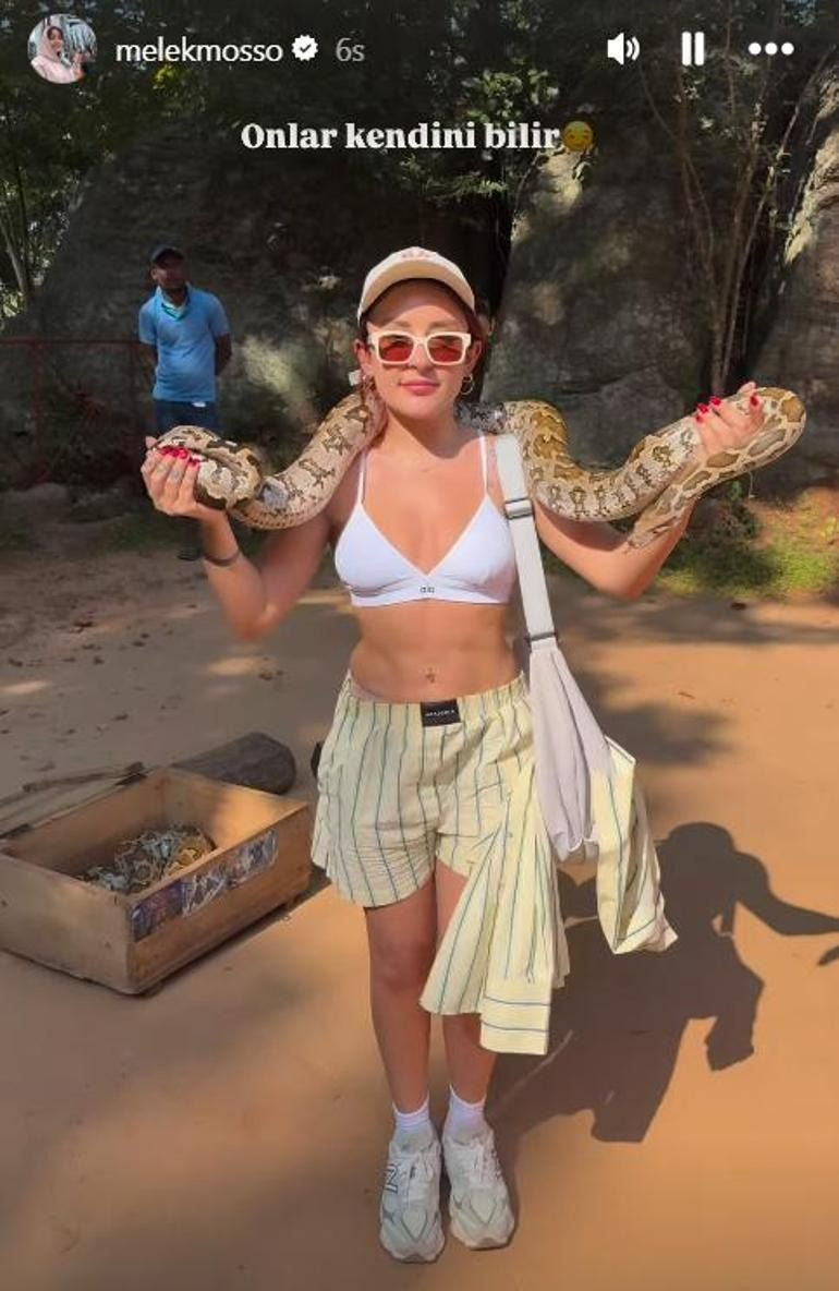 Melek Mosso'dan bomba dost göndermesi! Yılanı boynuna doladı... - Sayfa 9