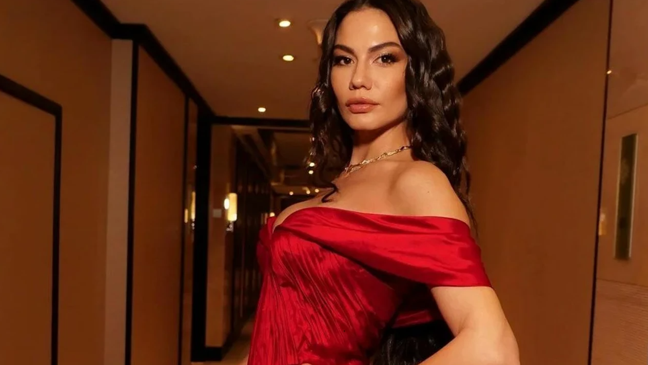 Demet Özdemir'in doğum günü tarzına beğeni yağdı! "Ruhum hala 17" - Sayfa 2