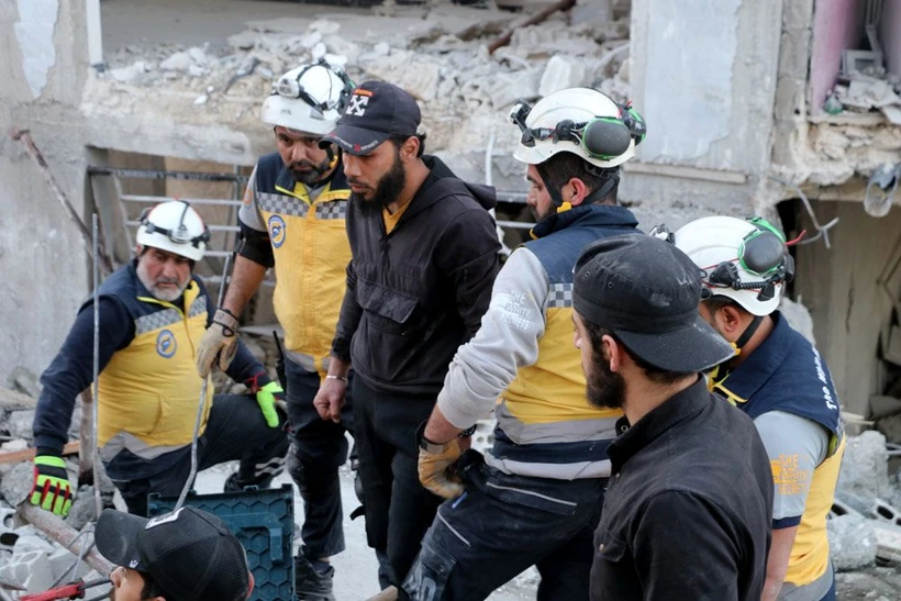 Suriye'nin Lazkiye şehrinde şiddetli patlama: Ölü ve yaralılar var - Sayfa 4