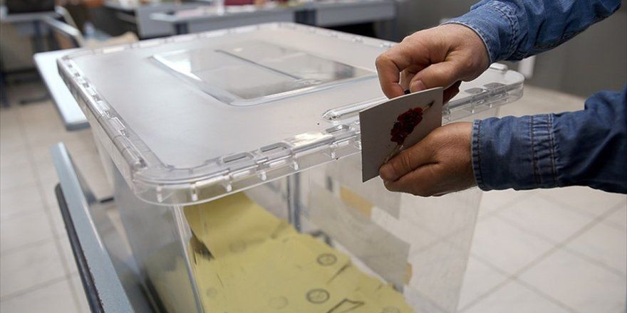 Son ankete göre siyasette tüm dengeler değişiyor! AK Parti ve MHP’ye kötü haber… - Sayfa 18