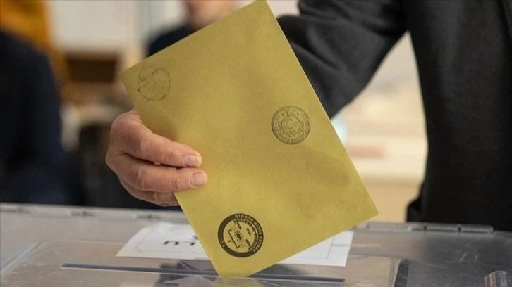 Son ankete göre siyasette tüm dengeler değişiyor! AK Parti ve MHP’ye kötü haber… - Sayfa 21