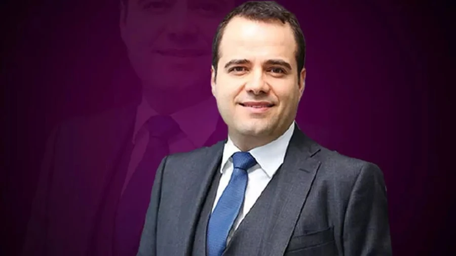 Özgür Demirtaş çalıntı tweet iddialarına ateş püskürdü: Herkesin bildiği yerden mi çalacağım? - Sayfa 4