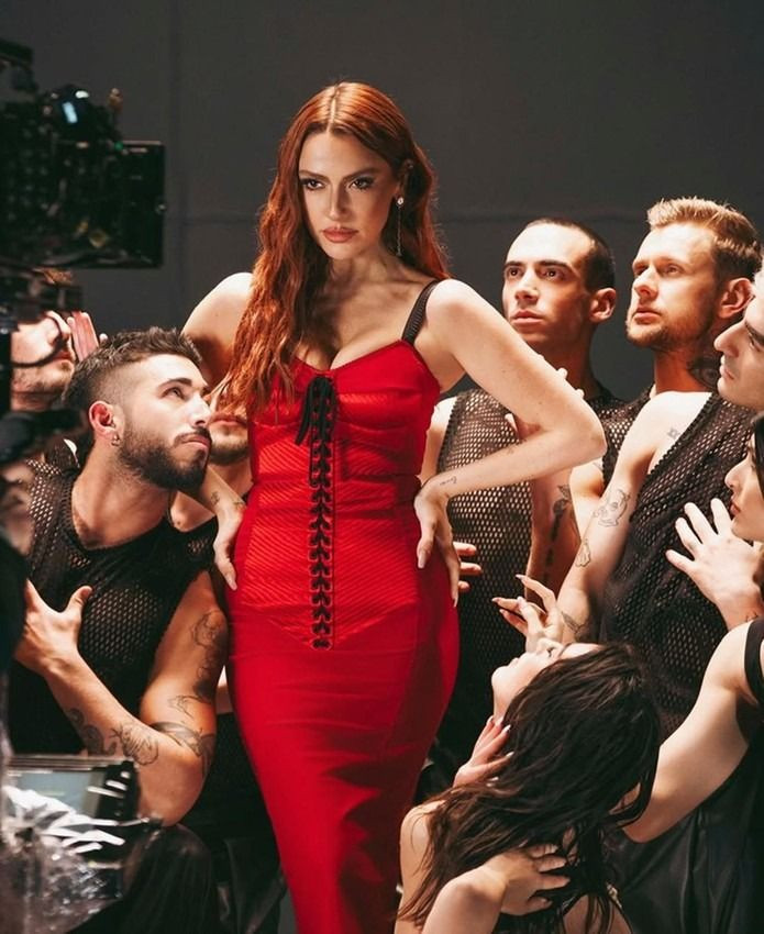 Aşk bitti, imaj değişti: Hadise eski haline geri döndü - Sayfa 2