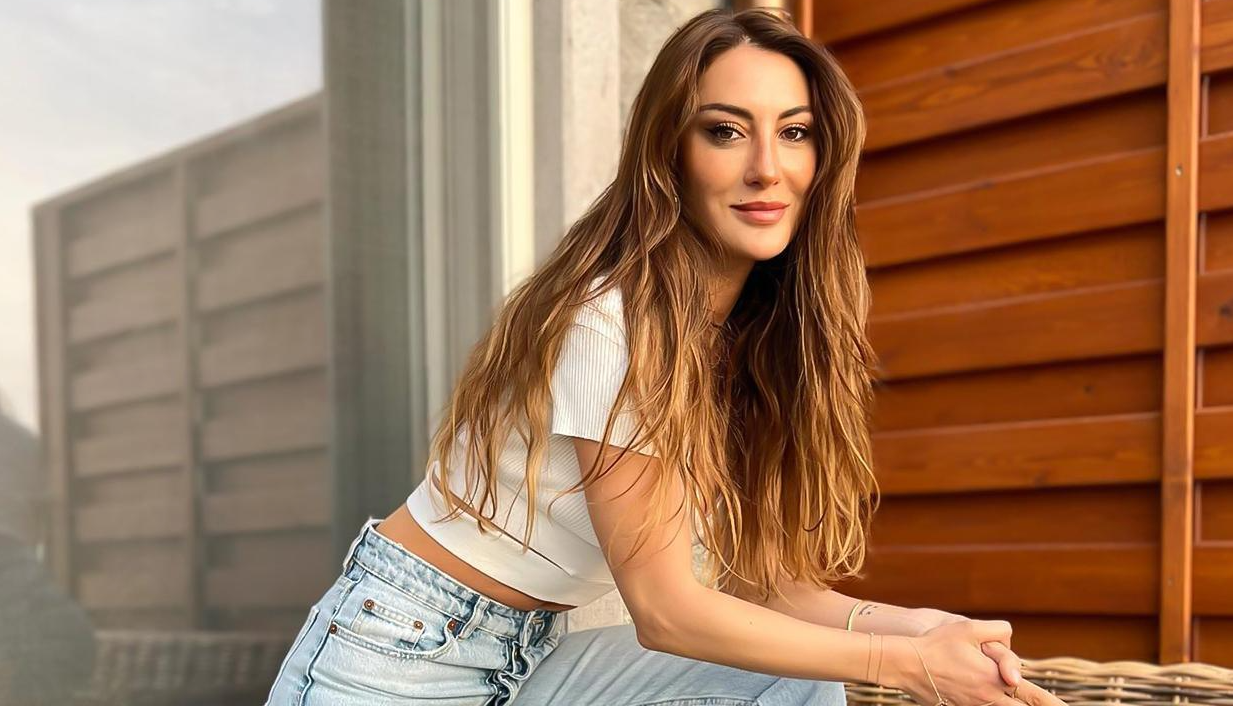 'Kolay olmadı' diyerek paylaştı: Merve Oflaz, Bali'de sörf yaptı! - Sayfa 3