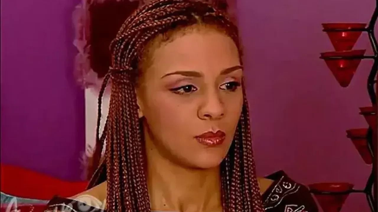 Defne Joy Foster 14 yıl sonra yeniden ekranlarda! Sihirli Annem'de bir ilk... - Sayfa 2