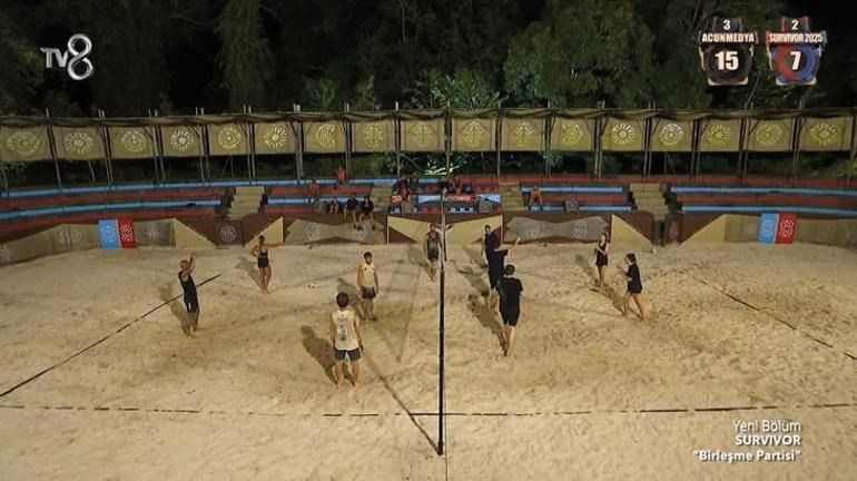 Survivor'da renkli anlar! Birleşme partisinde şarkı yarışması - Sayfa 2