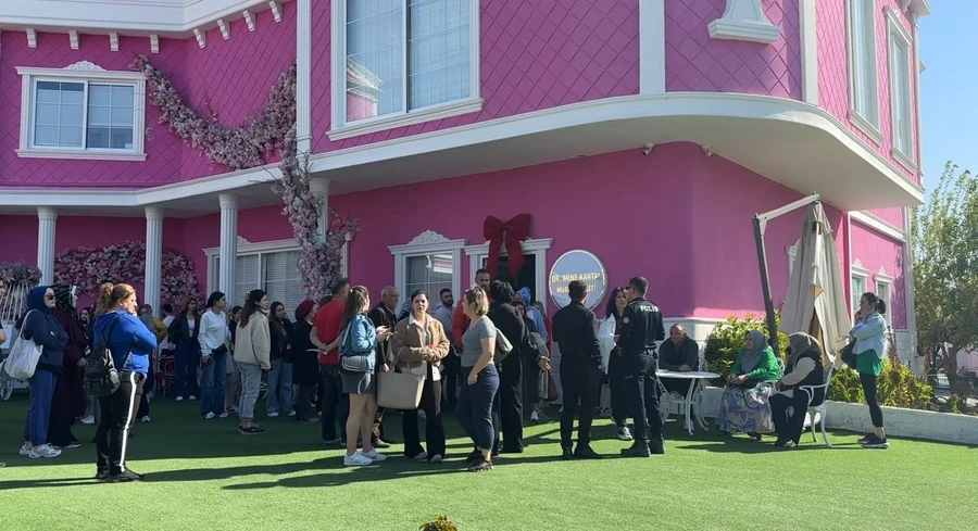 Güzellik merkezi sahibi yüzlerce kişiyi dolandırıp yurt dışına kaçtı! Çalışanlarına özür mesajı attı - Sayfa 3