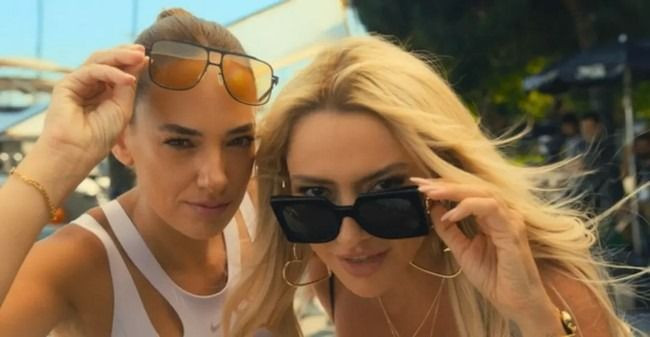 Yakın dostluk bitti, fotoğraflar silindi! Hadise'nin kardeşinden bomba sözler! - Sayfa 1