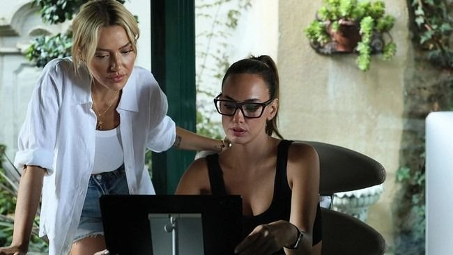 Yakın dostluk bitti, fotoğraflar silindi! Hadise'nin kardeşinden bomba sözler! - Sayfa 4