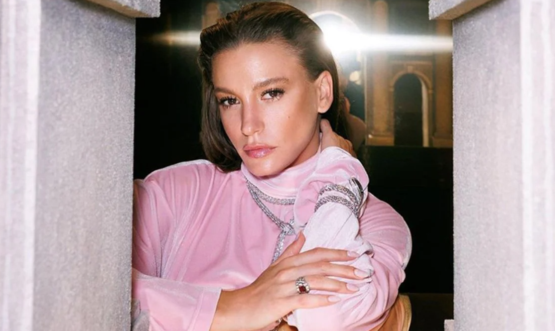 Serenay Sarıkaya sonunda patladı! İçini döktü... 'Kendimi her şeye yabancı hissediyorum' - Sayfa 3