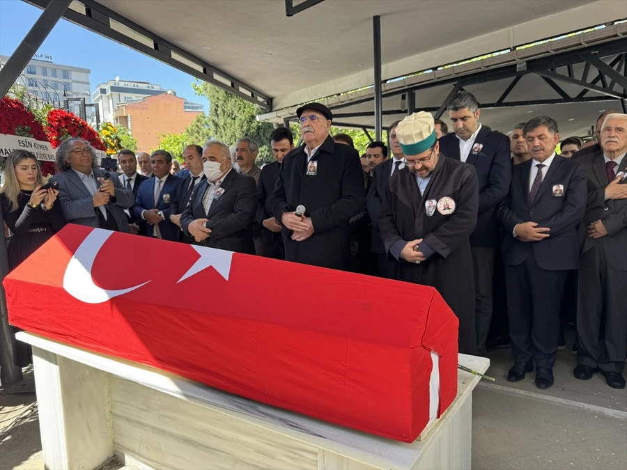 Usta sanatçı Yavuz Top son yolculuğuna türkülerle uğurlandı - Sayfa 3