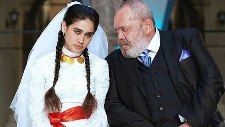 ABD'de yaşayan Meltem Miraloğlu saldırıya uğradı: Kaburgaları kırıldı - Sayfa 3