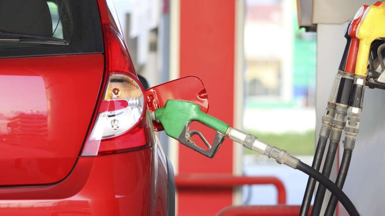 Akaryakıt fiyatlarında indirim: Benzin, motorin, LPG indirimi geliyor! - Sayfa 3