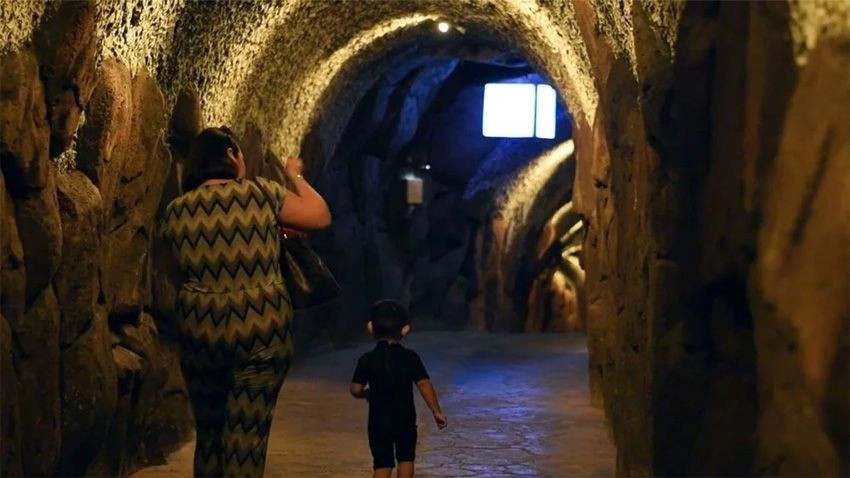 Falezleri oydular: 5 yıldızlı oteldeki gizli tünel! Turistler paylaşınca ortaya çıktı... - Sayfa 4