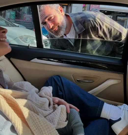 Paylaşımına beğeni yağdı... Neslihan Atagül'den oğlu Aziz ile ilk poz geldi! - Sayfa 3