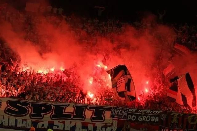 Dünyanın en iyi 10 taraftar grubu belli oldu! Süper Lig'den iki takım listede… - Sayfa 10