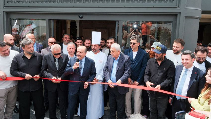 “Göç Yolunun Ateşi” Ankara’da yanıyor: Şef Mehmet Yalçınkaya’dan yeni restoran