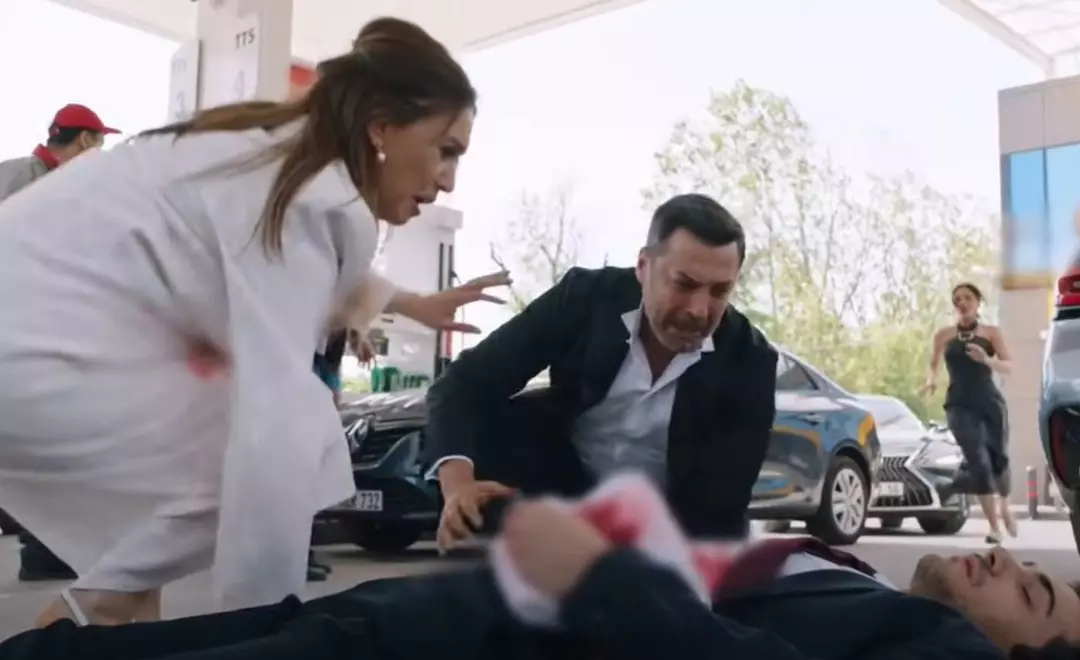Kızılcık Şerbeti'nde gözlerden kaçmayan çekim hatası! - Sayfa 3
