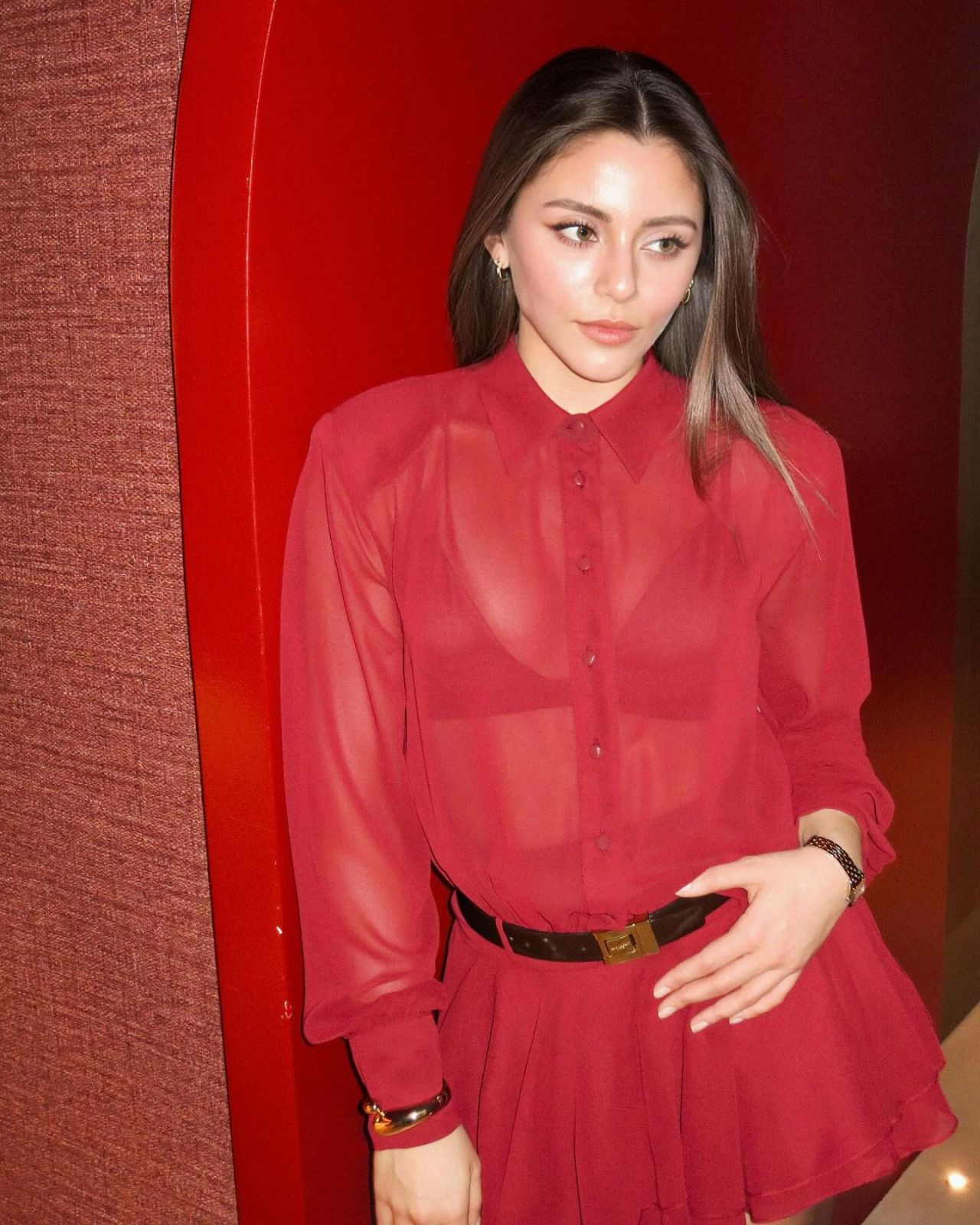 Sıla Türkoğlu, Ata Ayyıldız ile nasıl tanıştı? Nişan iddialarına yanıt - Sayfa 4