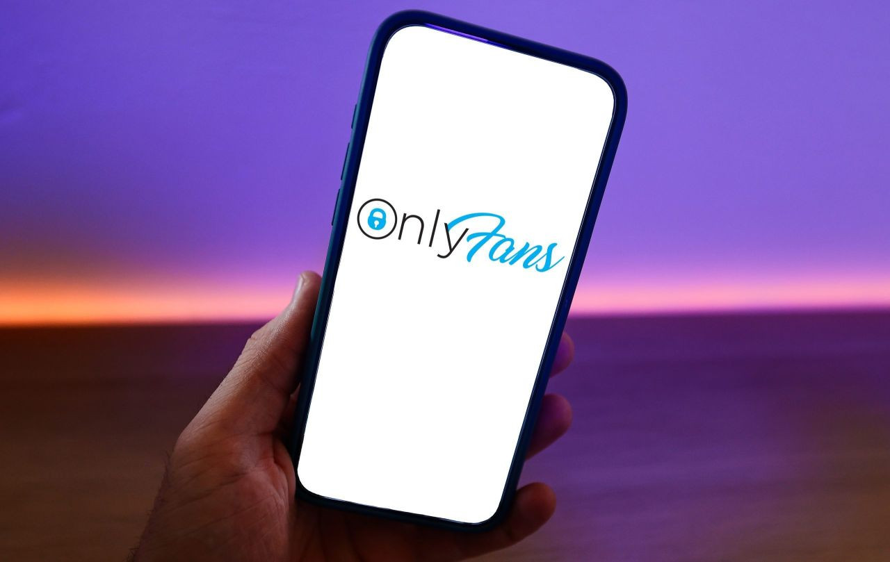 Yetişkin içerik devi OnlyFans satılıyor - Sayfa 1