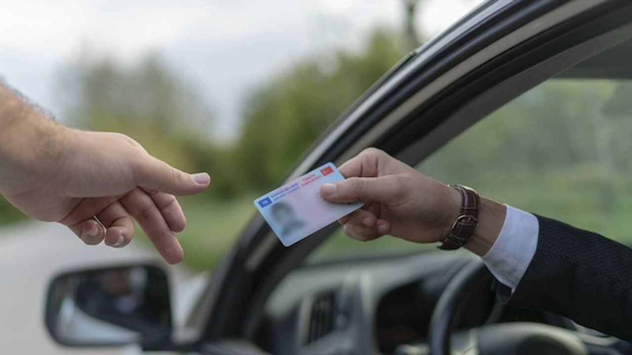 AK Parti’den trafik için sert önlemler: Caydırıcı cezalar yolda - Sayfa 4