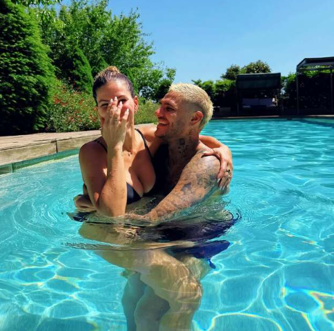 Mauro Icardi'den havuzda aşk pozu! "Başka gezegenden bir tanrıça" - Sayfa 4