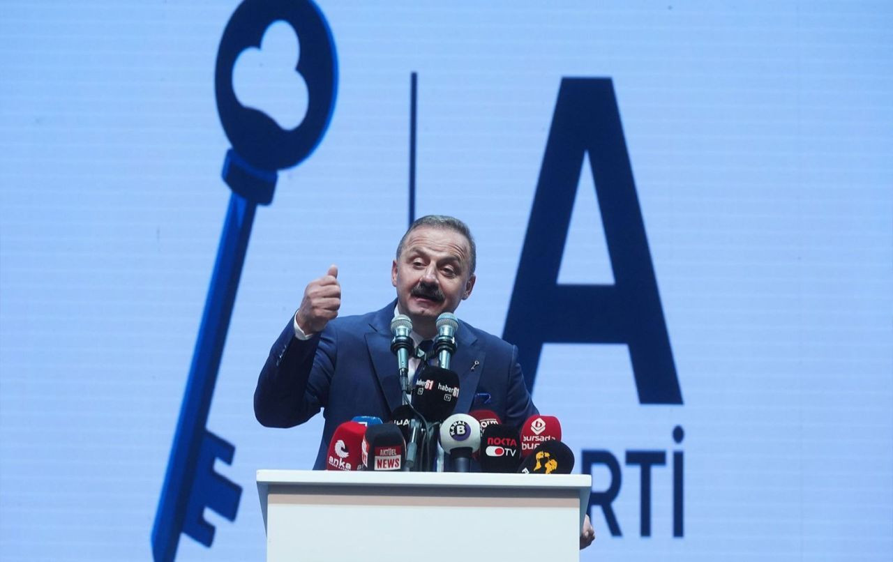 Erdoğan'ın ‘aşkım, sevdam’ dediği İstanbul'da son durum! Son ankette aradaki fark 4 puan… - Sayfa 13